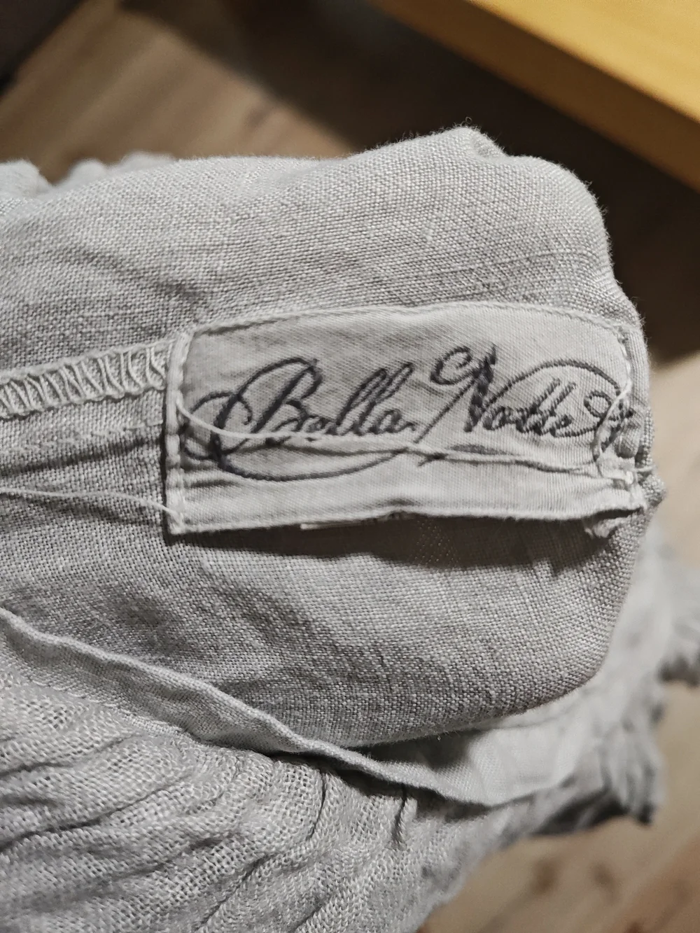luxury Bella Notte Linens Linen Whisper Ruffled Kingsize Pillowcase Set